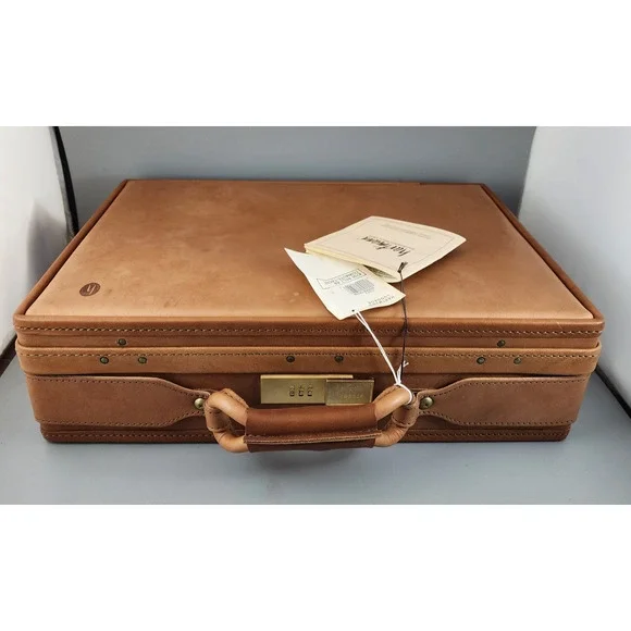 Hartmann Luggage 4700 Belt A9 5 Commute-Tache Attache (3) - New
